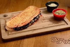 Ayvalık Çikolatalı tost